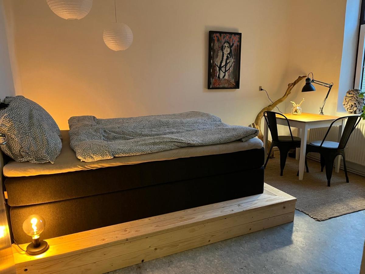 Room 12 - Hawkraft Kulturhotel Vestervig 外观 照片